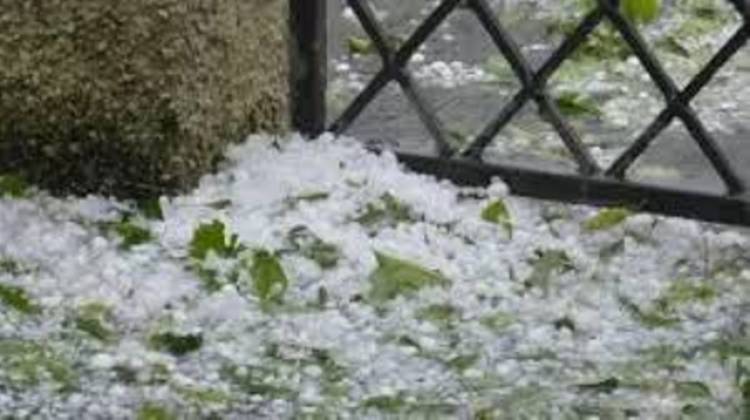Temporal en Cañuelas y varias localidades vecinas donde además cayó granizo 