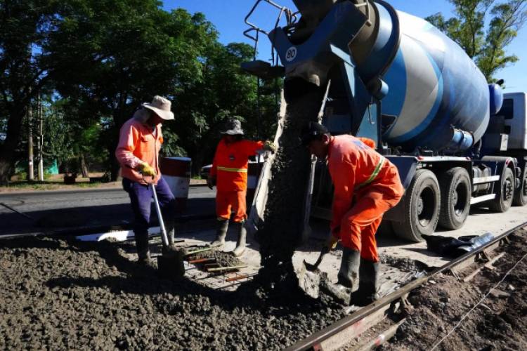 LA PROVINCIA RETOMA LA OBRA DE REPAVIMENTACIÓN DE LA RUTA 205